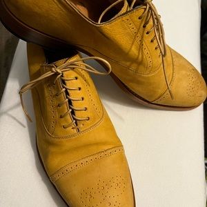 Men’s oxford shoes by Paul Smith… leather, ochre color, Made in Italy… size 10